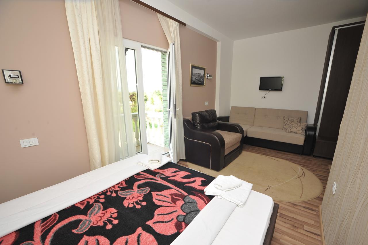 Hotel Zeleni Vir Ni Dış mekan fotoğraf
