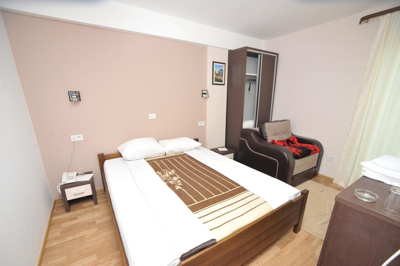 Hotel Zeleni Vir Ni Dış mekan fotoğraf