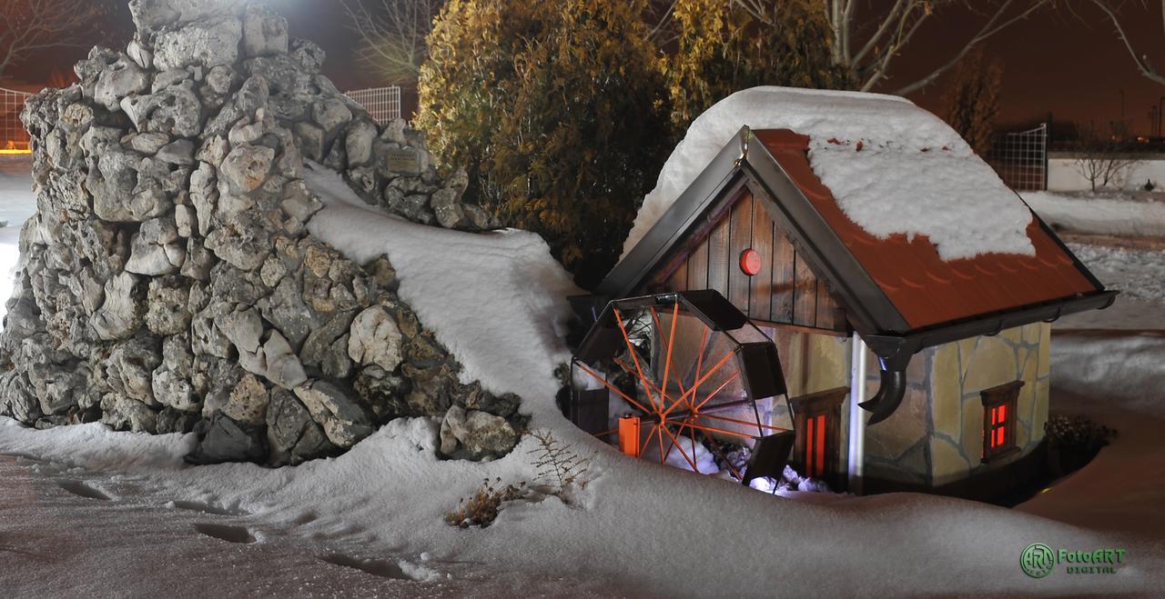 Hotel Zeleni Vir Ni Dış mekan fotoğraf